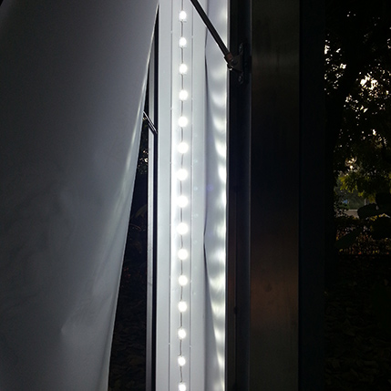 Tira LED rígida con iluminación lateral DXD438E 